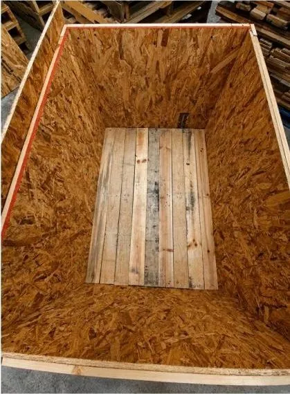 Cuna interior de madera a la medida de la pieza